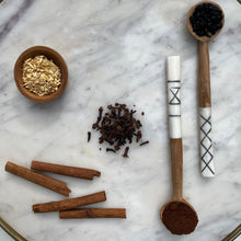 Load image into Gallery viewer, ELDERBERRY SPICE